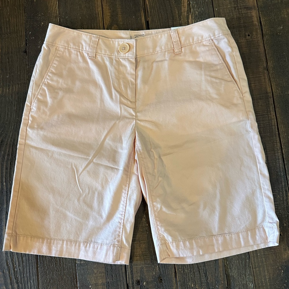 Ann Taylor ( Loft ) Light Pink Women's Shorts.